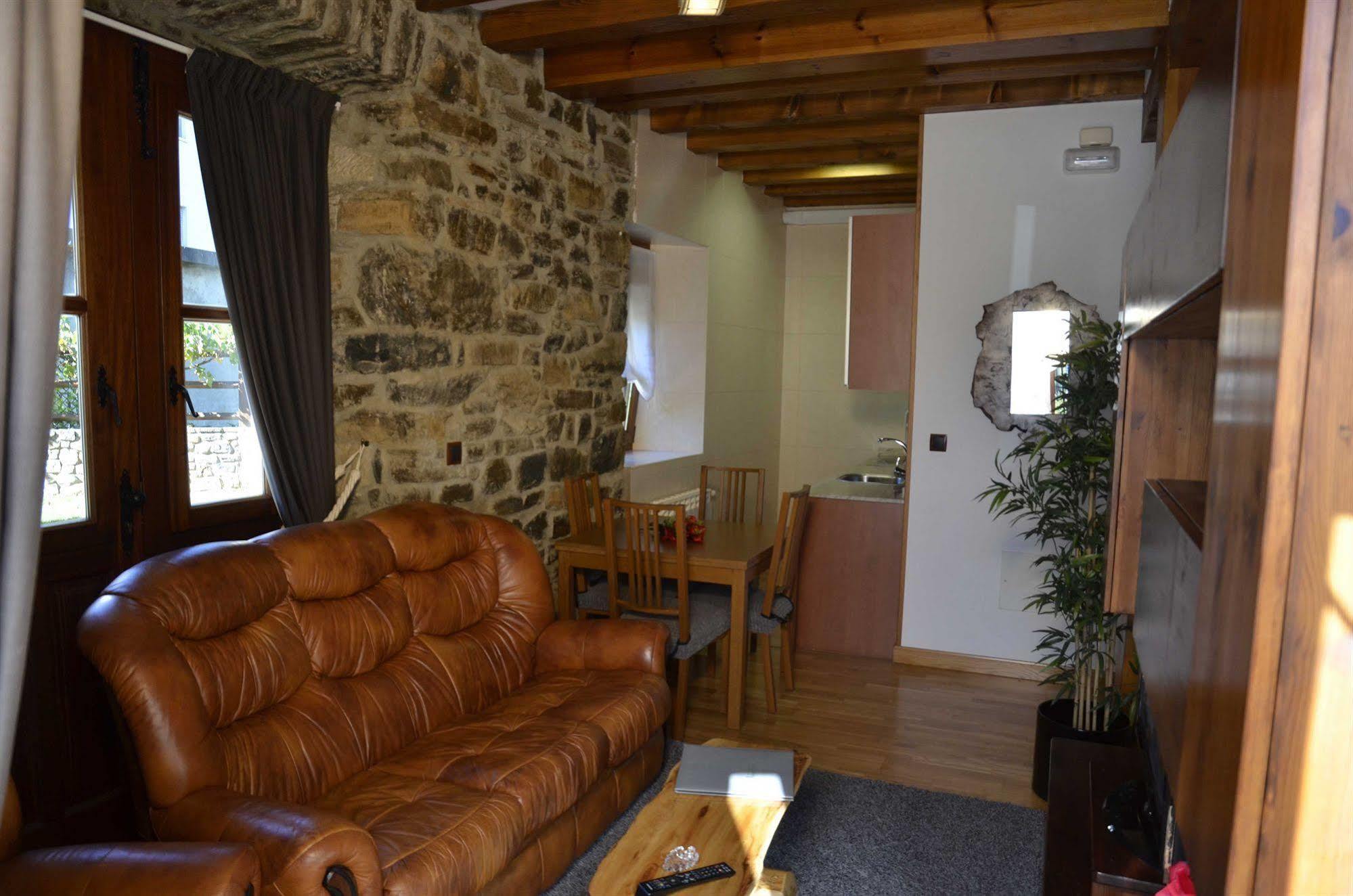 Apartamentos Spa Cantabria Infinita Cillorigo de Liebana Екстериор снимка